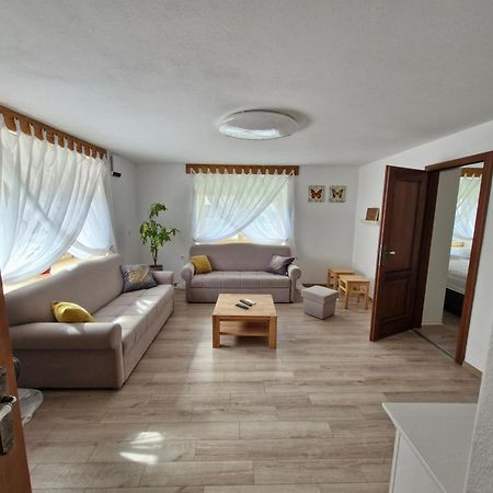 Stol Apartments Zirovnica Kültér fotó