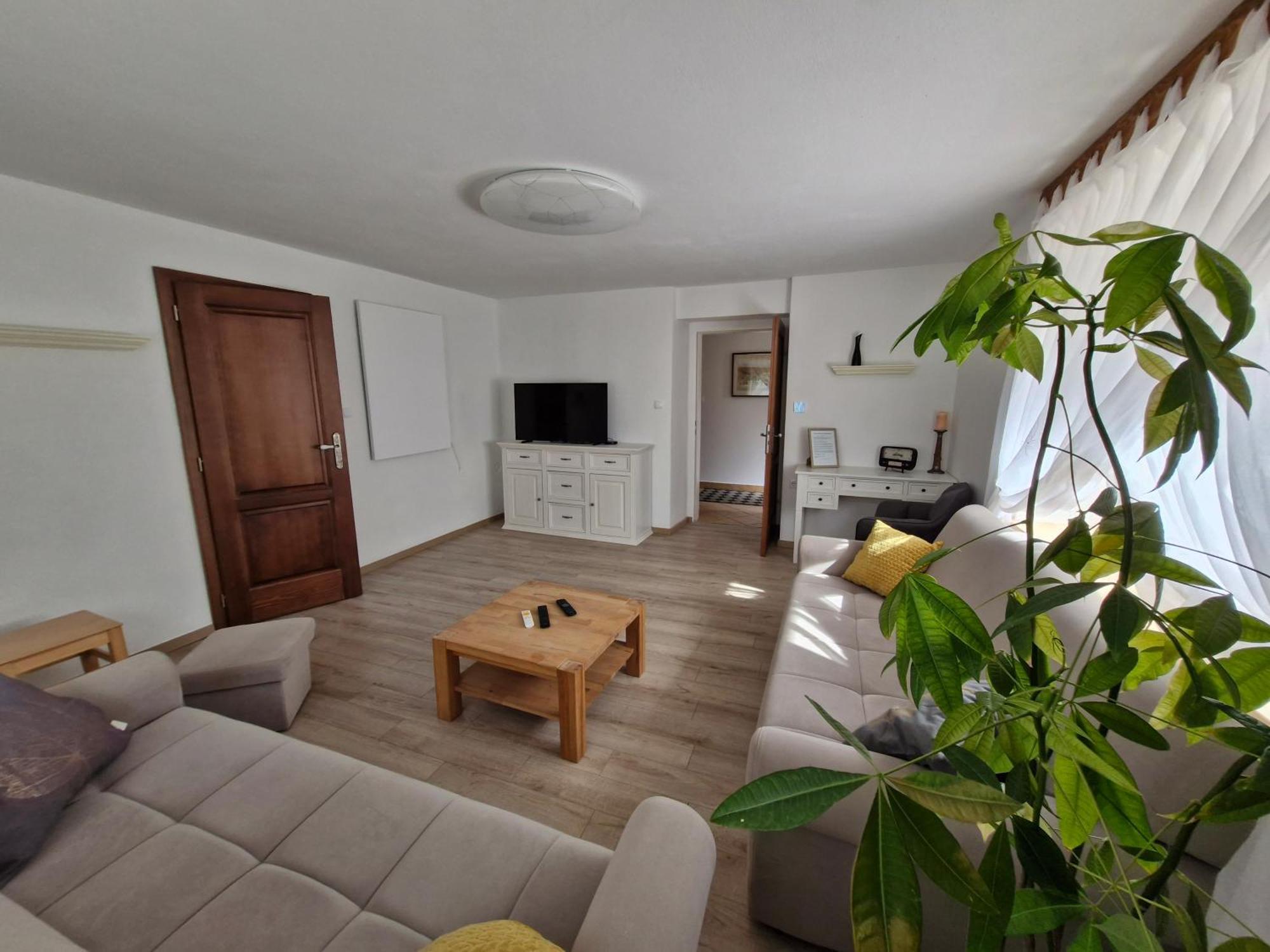 Stol Apartments Zirovnica Kültér fotó